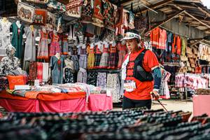 BIB: 
                            <button type="button" onclick="openModal(25558235)" class="btn btn-primary btn-sm float-right btn-popup" data-toggle="modal" data-target=".modal-high-quality">
                        <i class="fas fa-shopping-cart"></i> Add to Cart
                    </button>
                                            <button type="button" onclick="isThisMe(25558235, true)" class="btn btn-success btn-sm float-right btn-popup btn-isme hidden" data-toggle="tooltip" data-placement="bottom" title="นี่คือรูปของคุณใช่ไหม คลิกที่นี่เพื่อเอาเข้าอัลบั้ม">
                        <i class="fas fa-plus"></i> Add to album
                    </button>
                    <button type="button" onclick="isThisMe(25558235, false)" class="btn btn-warning btn-sm float-right btn-popup btn-isnotme hidden">
                        <i class="fas fa-ban"></i> Remove from album
                    </button>